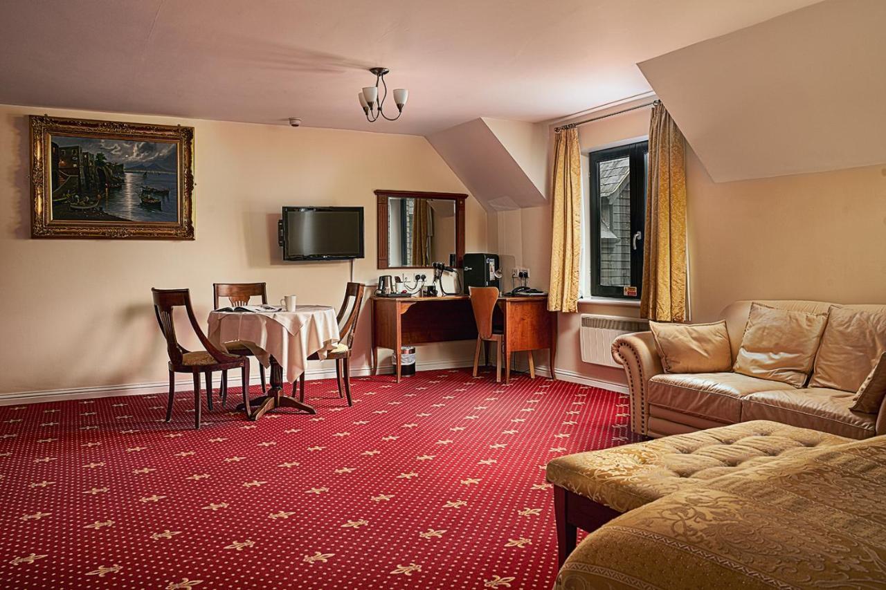 The Sharnbrook Hotel Экстерьер фото